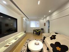 金桥地铁两房,送1年前精装,送25平大花园,带固定车位!!