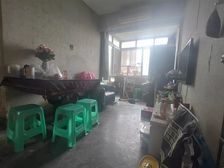 48号小区 东向两居 满五简装 指彪