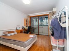 今日|新上,位置闹中取静,双南全明,户型正气,得房率高