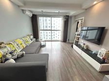 200Mi吾悦广场2010年小区 电梯房10楼可拎包入住