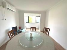 电梯房精装修可拎包入住,全明户型,业主诚心出售,随时看房