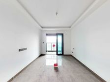 金域中央精装三房出售