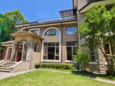 湖山在望花园 中间楼层 满五 临地铁 南北通透 低容积满