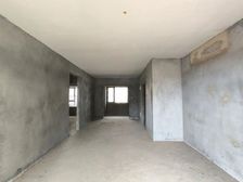 近地铁 通透两房 格局好采光足 两梯两户 业主诚售!