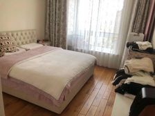 经纬2期新出高区南北通精装修两房.视野开阔.临桃浦河景观好