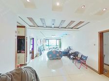 海逸半岛 南北通透 三阳开泰双卫户型 全明格局