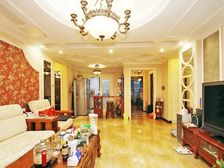 良乡蓝爵公馆4室2厅+南北通透大四居+豪装+满五年唯一