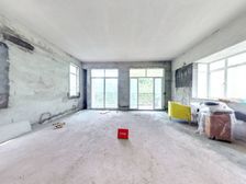 500多w中山东区独 栋别野 地铁口高铁旁均1公里 坐北朝南