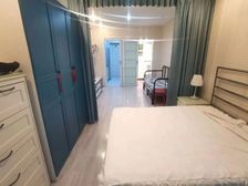 新出笋盘 接受一年置换,急精装全送,一房一厅带院子,看房方便