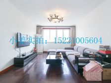 2000年一梯两户 南北两房厅朝南 诚意出售 看房随时