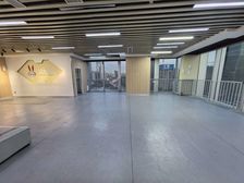 万象城华润大厦550平东南向,单价2元,银丰财富广场