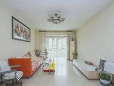 长阳广阳城站:南北三居室,豪华装修