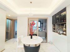 房东着急出售,价格可大谈,电梯商品房,装修好双卫,看房车接送