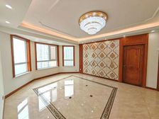 豪宅来啦!五洲国际3室2厅2卫业主豪装老证价格可议