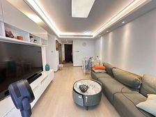 龙湖春江天玺 三房两卫 出门龙湖天街 上大中小 好楼层