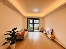 金汇龙湖品质小区 三开间朝南 采光好 满二税少 业主置换诚售