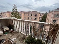 总价50万 南汇县城 步行街中心位置 低总价正两房看房方便