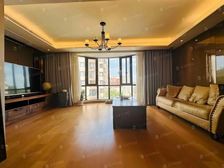 爱都公寓 精装好房 车位充足 南北通透 近医院 满五