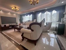 新小区别墅!豪华装修280平!送两个大露台!朋友房子友情价!