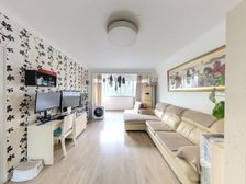 新上必看好房,南北通透采光刺眼,黄金楼层,急卖带车位,