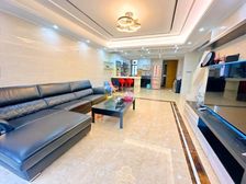 星河城附近带车位的大复式出售,中间楼层看花园