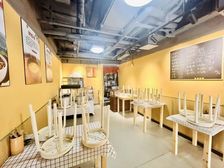 建外SOHO底商 国贸商圈 带燃气 流量大 适合各类小吃快餐