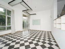 小区绿化高 楼层好 楼龄新 交通便捷 商业配套齐全 近地铁