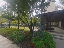 保利明玥春江 洋房现房顶加阁楼和露台228平 送车位