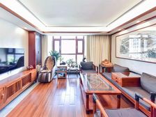 尚东1956 有车位地下室 精装三室双卫 东边户 可谈!