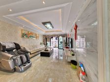 国际花城 四房精装家私家电齐全