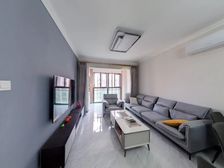 海伦印象 精装两房南向家私家电齐全