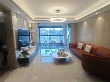 次新房!附带产权车位!24管家!请入住您温馨的家