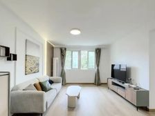 上海师大新村 教授楼 (三开间朝南)南北通透,中心位置。