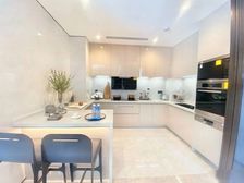 (特价直降60万)中央公园别墅,实得160平,背8中+近光环