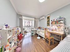 新泾三村,2号线北新泾站100米,电梯房,南北全明户型