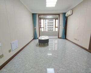九中怡然城对面荣盛君悦学府三居室精装修老证送家具