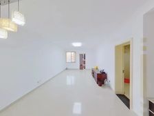 交易零点五 武花园河畔丽景 双地铁六号线22号线带80平路台