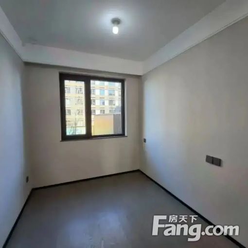  �������,�ɾ���ˬ4�� ,��������,8000.00Ԫ�۸���� 