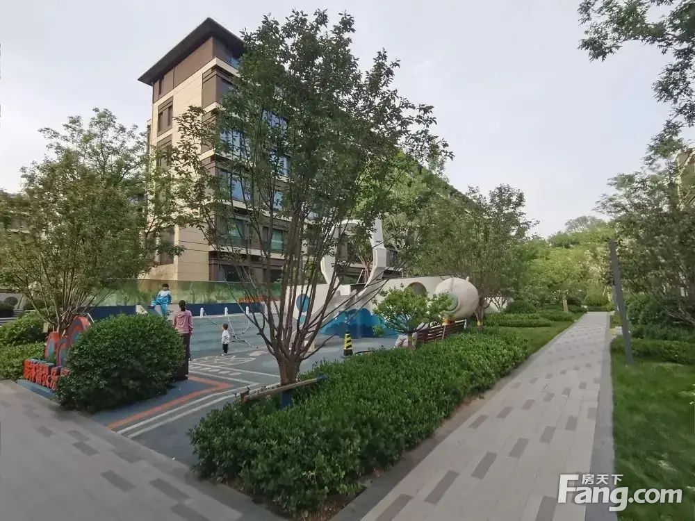 小区相关图