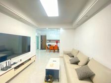 急售!轻轨环线 带车位 看中庭 价格可谈