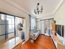 沿河东边套厨卫全明 一梯两户 精装修带车位 诚意出售看房方便