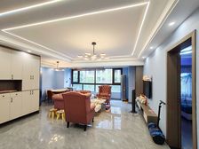 奥特莱斯旁 精装三房 横厅 业主住家装修 诚心出售