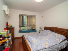 地铁延长路 固定车位 靠闸北公园 三房南北通 房东置换