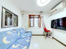 自营房源 前泥洼小区正规2室1厅楼层好户型方正房龄新