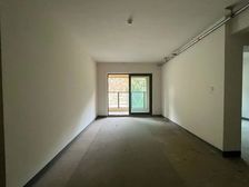 南岸区 长嘉汇五期 三房 149万