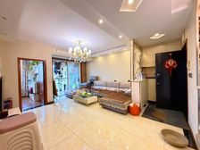 尽 30万 次新小区 100 到轻轨 双商圈 朝中庭安静舒适