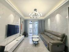 两江新区 商品房 小三居 带电梯 精装修 车位充足 次新小区