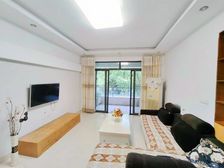 精装修三房一卫看中庭 价格可议,住家安静得很 鲁能星城七街区