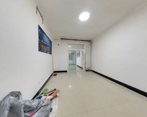 管厂宿舍,正规2居室,小区环境好,低总价,