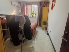 翠阜新村 稀缺一楼三室 交通便捷 小区配套齐全 私产无大税